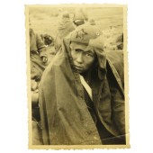 Année 1941. Prisonnier de guerre soviétique à Budyonovka (casque en tissu)